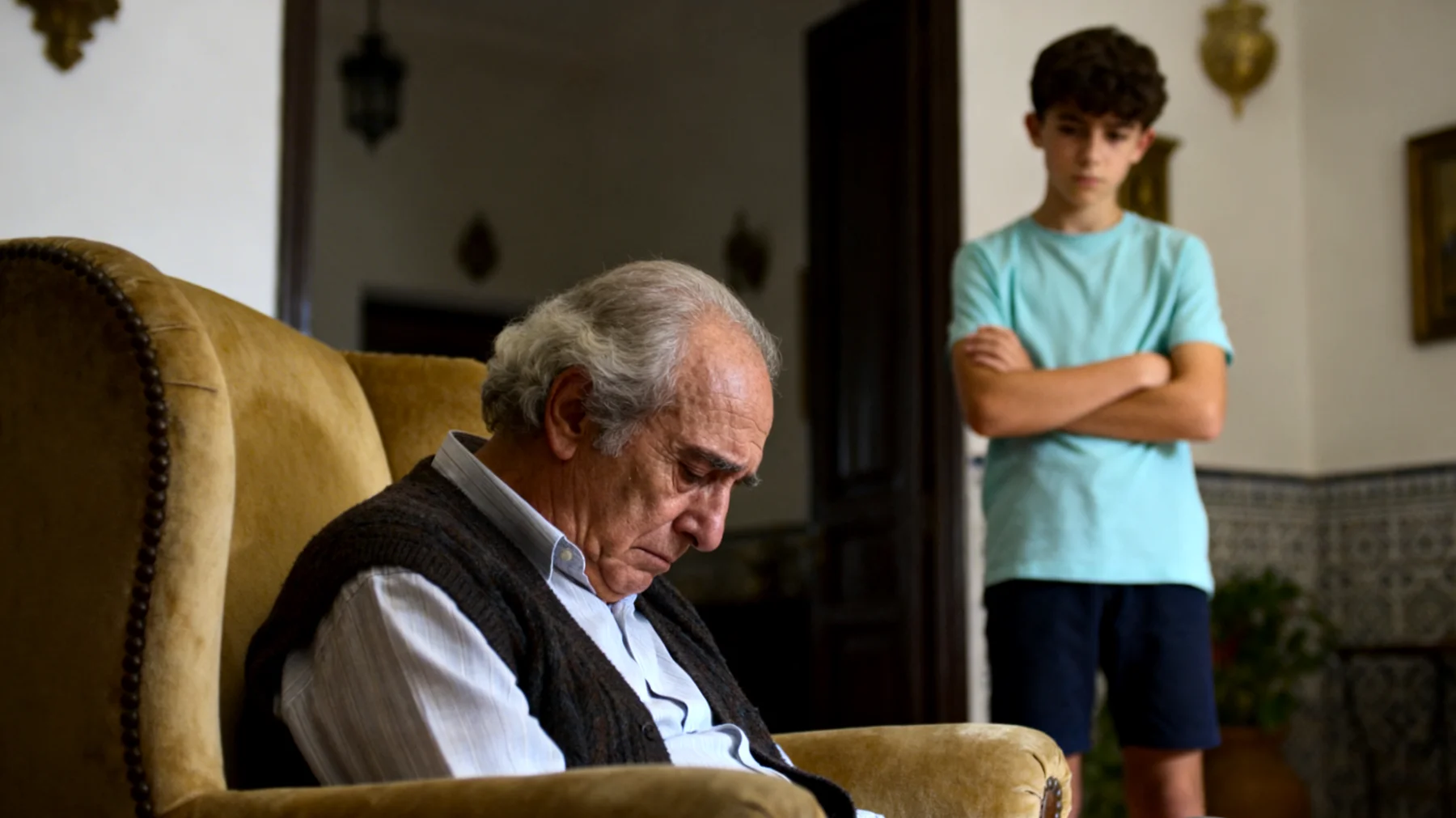 Los abuelos sienten que han perdido autoridad y respeto frente a sus nietos adolescentes. Cada vez que intentan establecer una norma o un límite claro, los adolescentes los ignoran, los desafían abiertamente o recurren a los padres para saltarse las reglas impuestas por los abuelos. Esto genera en los abuelos frustración, sensación de inutilidad y un conflicto interno entre querer mantener su rol educativo y evitar tensiones familiares."